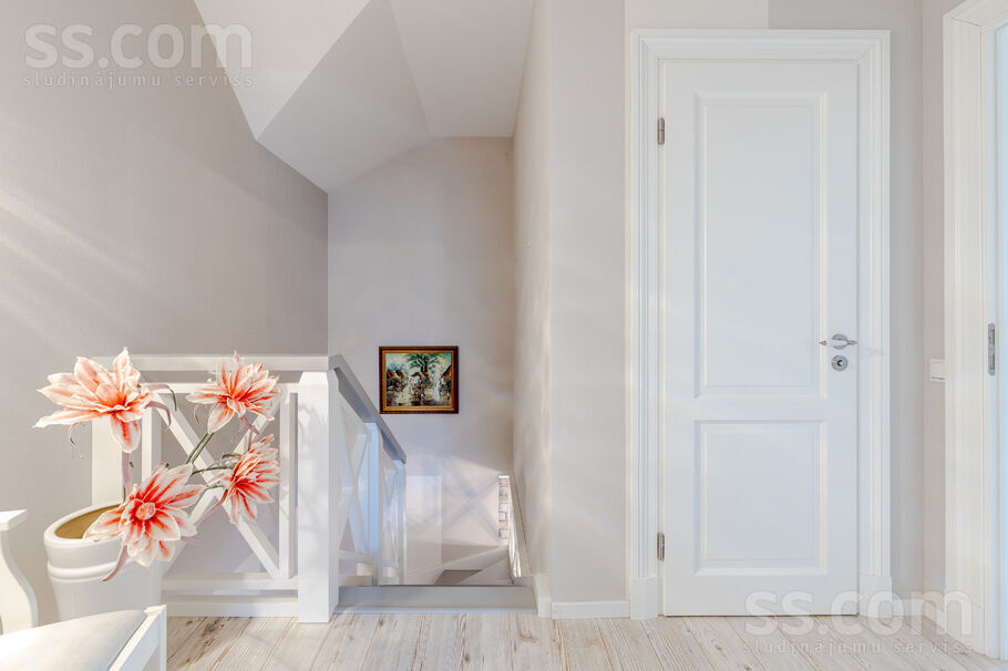 Ceriņu iela 10, Jūrmala — maja