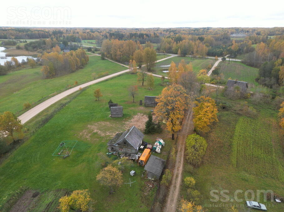 Biržkalna ezers, Kapiņi, Preiļi un raj., Aglonas pag. — zeme