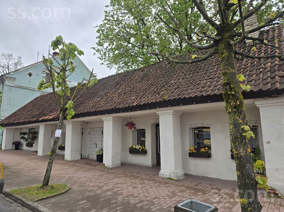 Tirgus laukums 4 4a, Tukums un raj., Kandava — maja