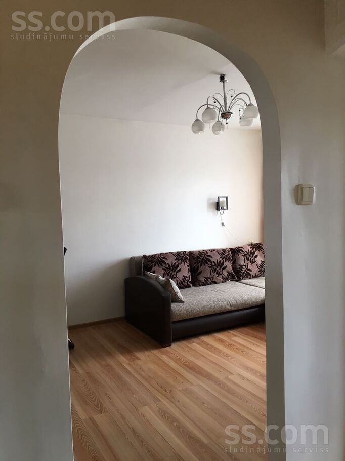 Lokomotīves 80, Rīga — dzivoklis