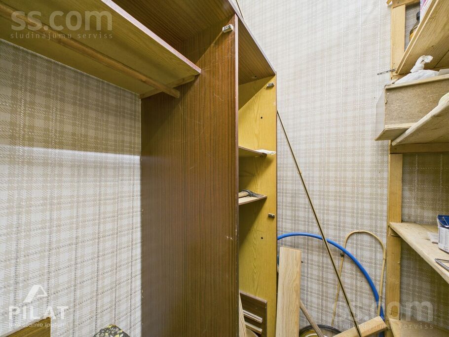 Reiņu meža iela 2, Liepāja un raj., Liepāja — dzivoklis