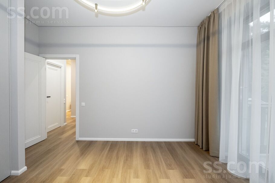 Strēlnieku prospekts 42, Jūrmala — dzivoklis