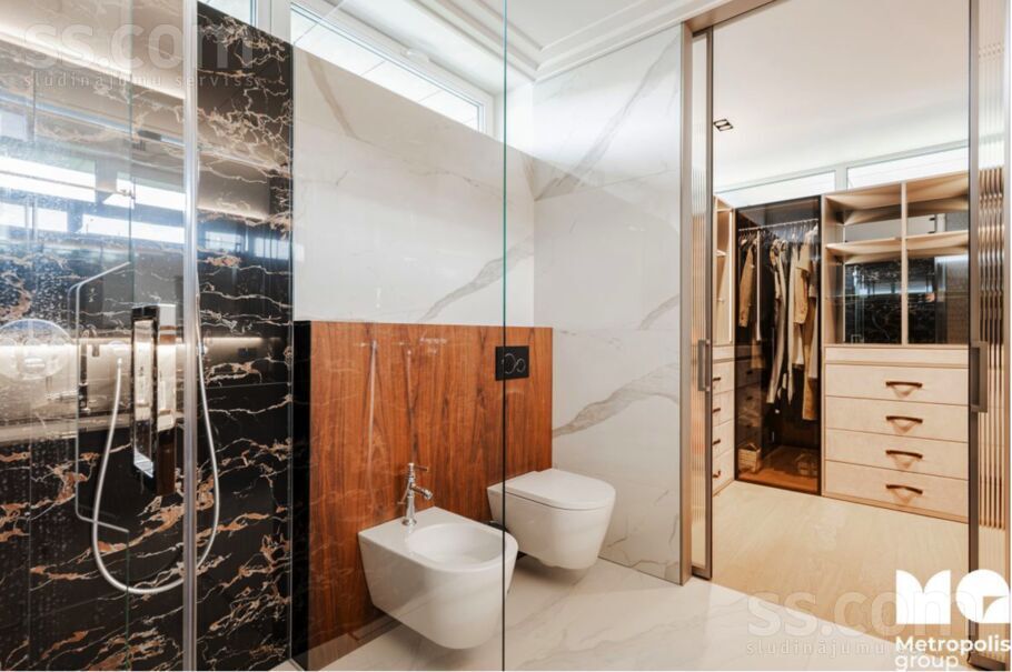 Laipu iela 2, Jūrmala — maja