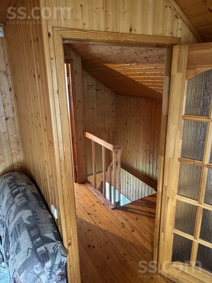 Dārziņu 152, Rīga — maja