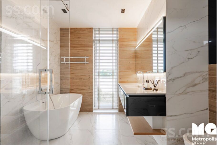 Laipu iela 2, Jūrmala — maja