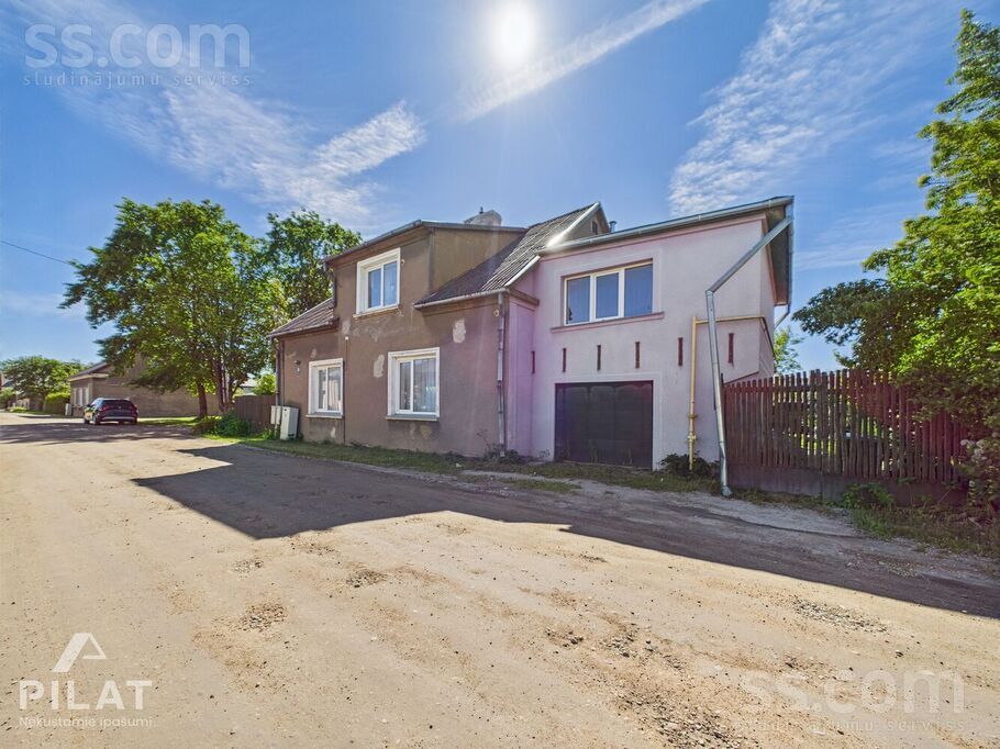 Egļu iela 30, Liepāja un raj., Liepāja — maja