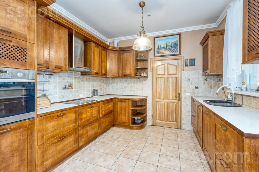 Rožkalni 2, Ogre un raj., Birzgales pag. — maja