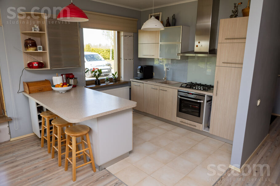 Zīdas, Miltiņi, Dobele un raj., Bērzes pag. — maja