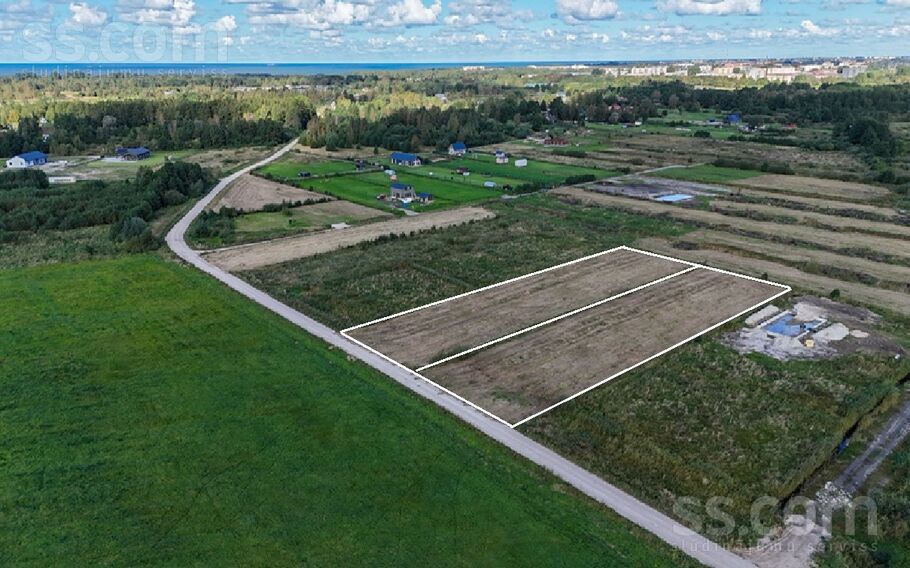 Grīnvalti, Liepāja un raj., Liepāja — zeme