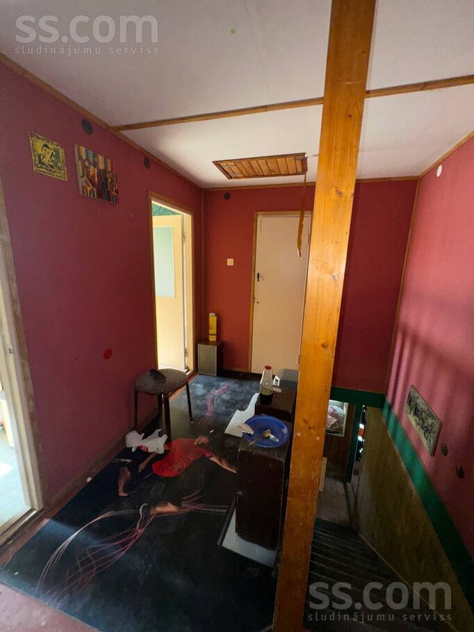 Ābeļziedi, Zūras, Ventspils un raj., Vārves pag. — maja