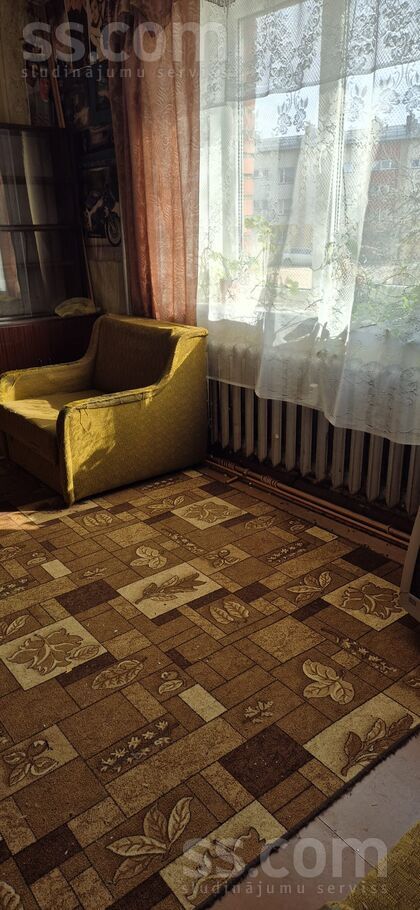 Melioratoru 7, Namiķi, Saldus un raj., Lutriņu pag. — dzivoklis