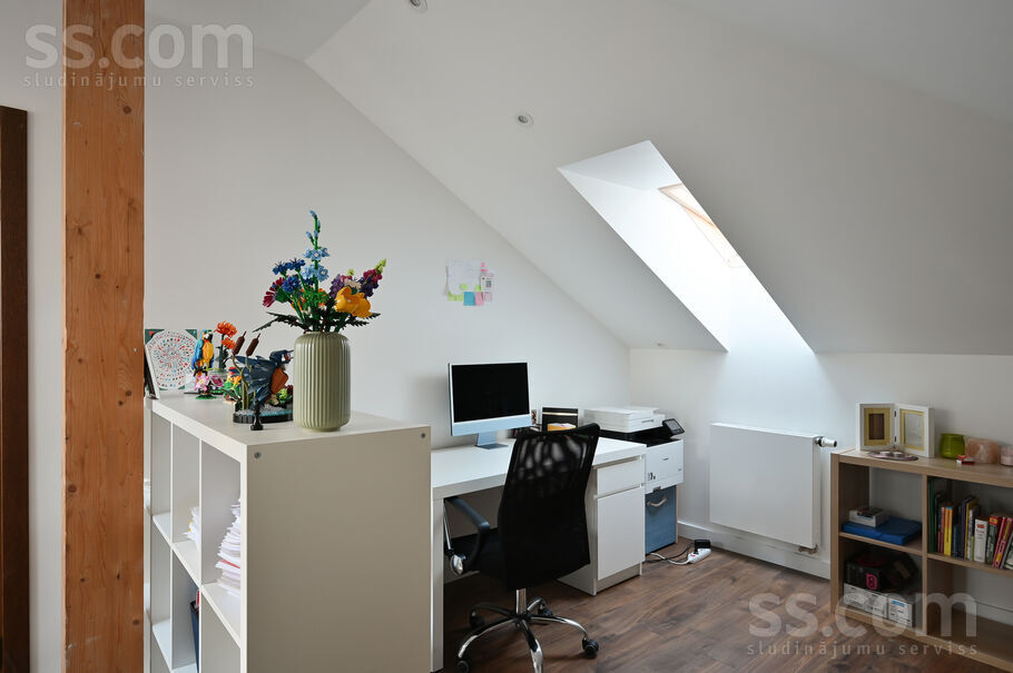 Maijrožu iela 4, Sunīši, Rīgas rajons, Garkalnes nov. — maja