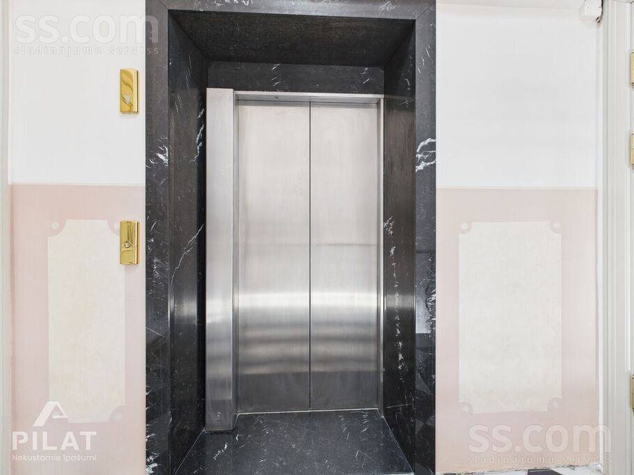 Vaļņu 21, Rīga — dzivoklis