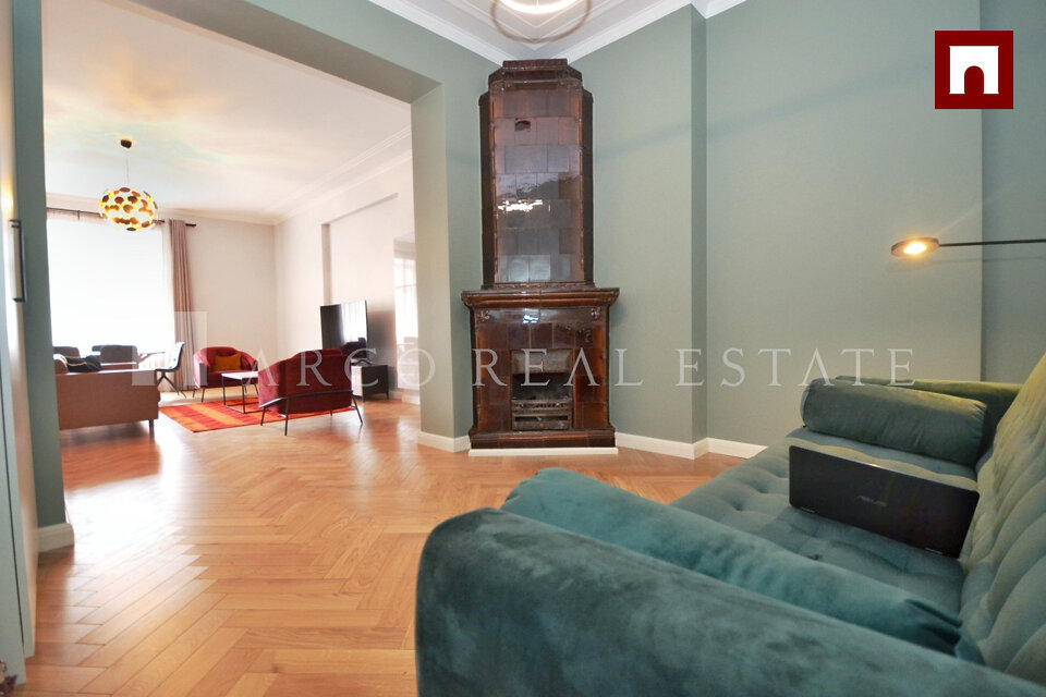 Brīvības iela 47, Rīga