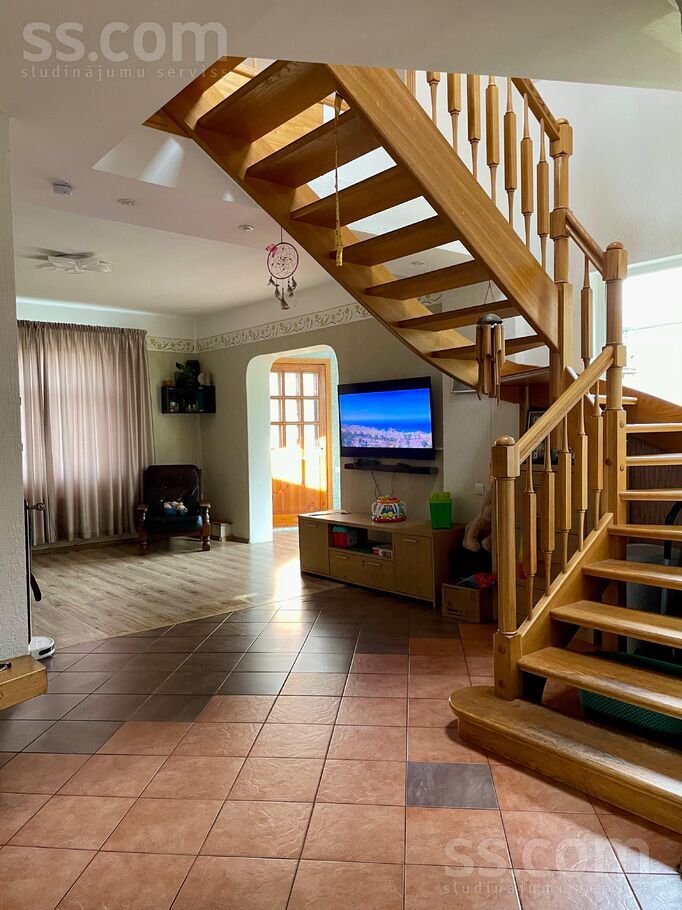 Vestienas 27, Rīga — maja