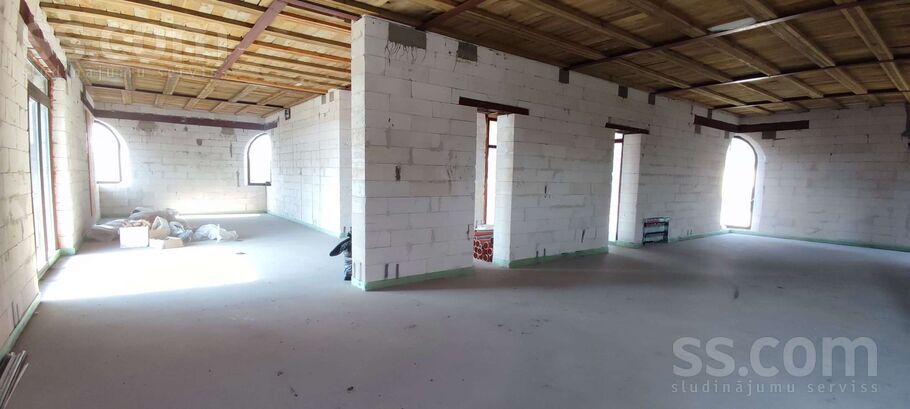 Lūšu 10, Jūrmala — maja