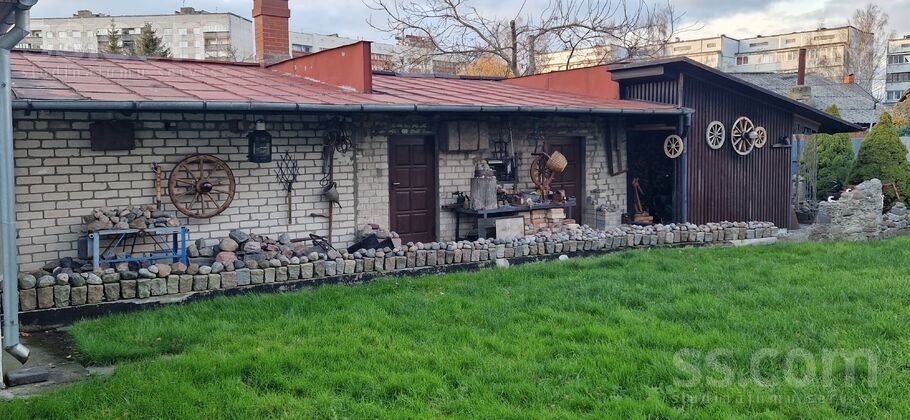 Vasaras 10, Jelgava un raj., Jelgava — maja