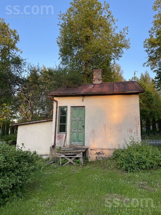 Lāčplēša iela 5, Alūksne un raj., Alūksne — maja