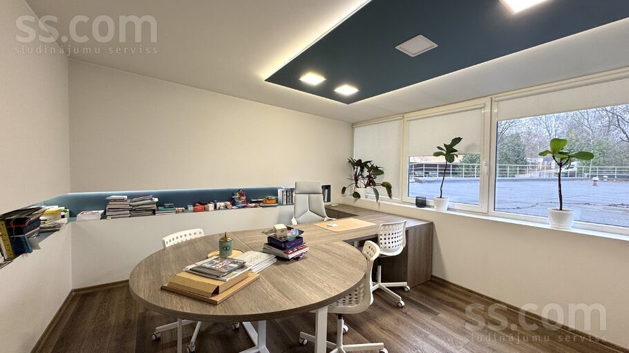 Brīvības gatve 445e, Rīga, Berģi — telpa