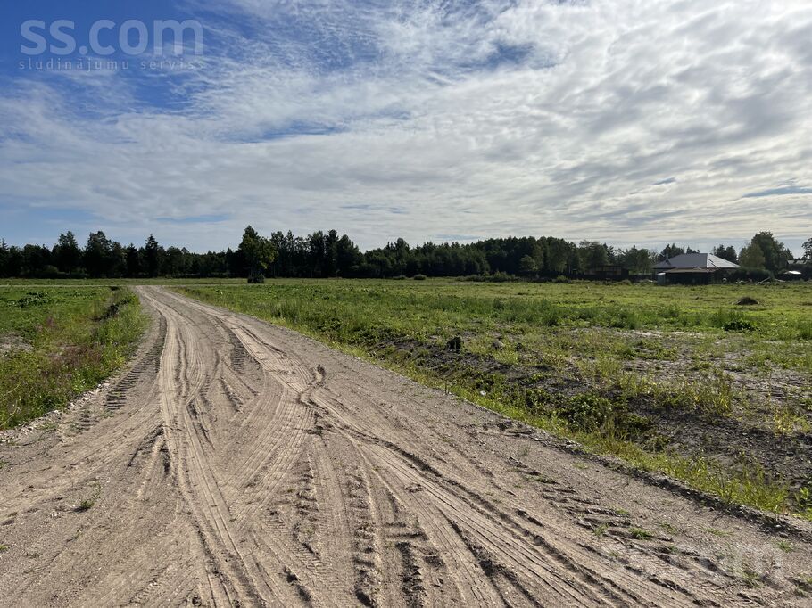 Cimdenieki, Liepāja un raj., Grobiņas pag. — zeme