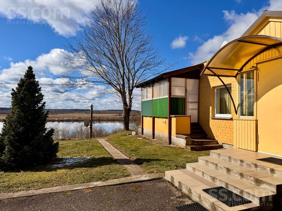 Krasta ielā, Vaikuļāni, Daugavpils un raj., Līksnas pag. — maja