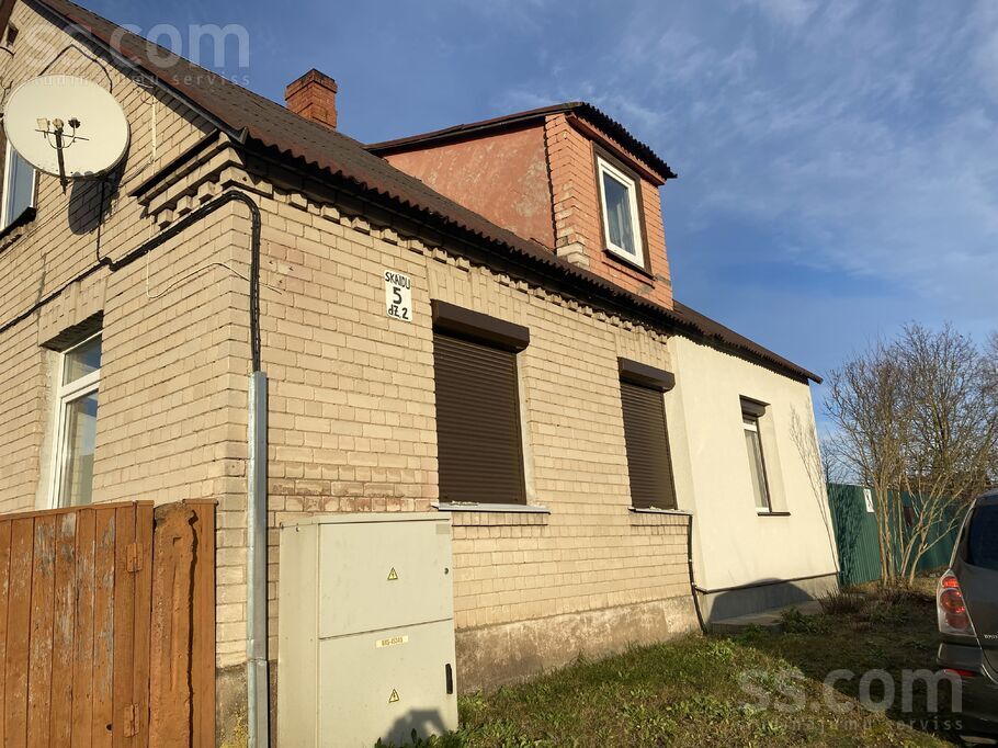 Skaidu iela 8, Daugavpils un raj., Daugavpils — maja