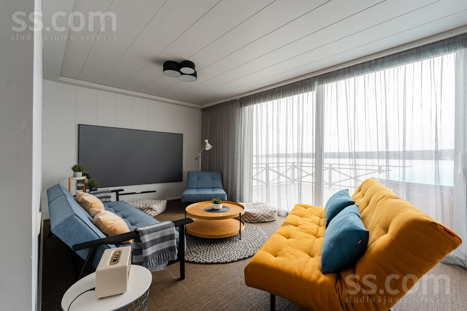 Āķu iela 15, Baltezers, Rīgas rajons, Garkalnes nov. — maja