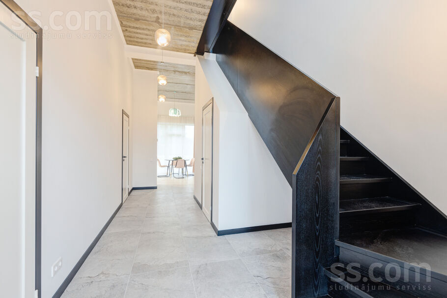 Rītausmas iela 1, Mārupe, Rīgas rajons, Mārupes pag. — maja