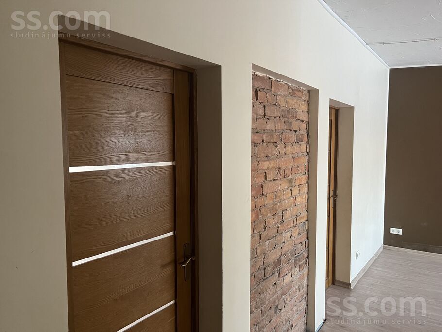 Alejas 21, Kocēni, Valmiera un raj., Kocēnu pag. — dzivoklis