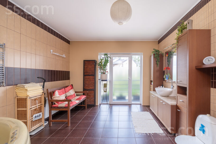 Maliņu, Mārupe, Rīgas rajons, Mārupes pag. — maja