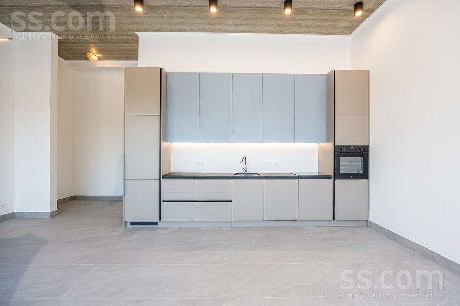 Rītausmas iela 1, Mārupe, Rīgas rajons, Mārupes pag. — maja