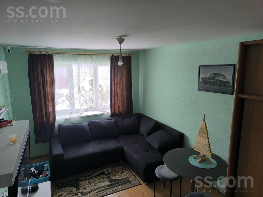 Ozolnieku ceriņi 9, Ozolnieki, Tukums un raj., Slampes pag. — dzivoklis