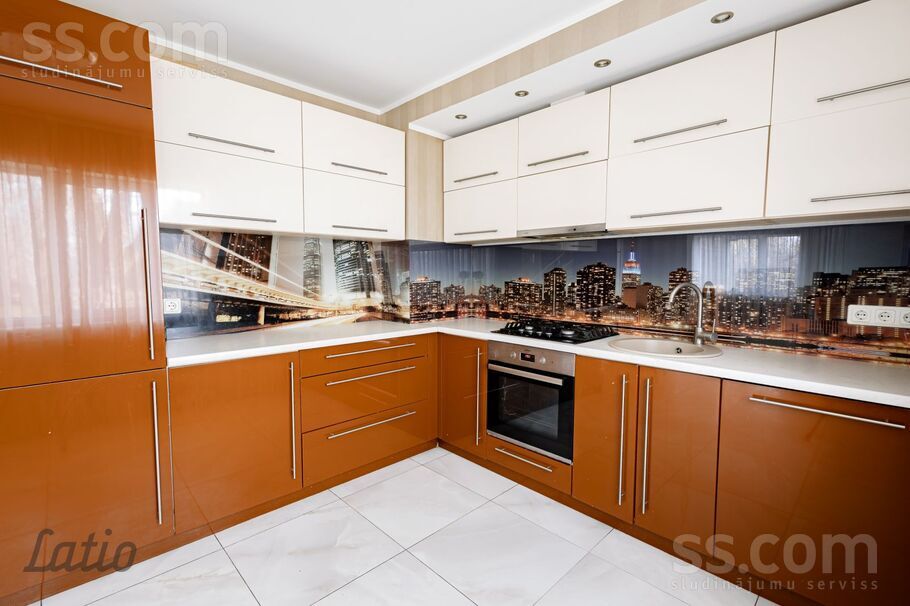 Romas 1a, Jelgava un raj., Jelgava — maja