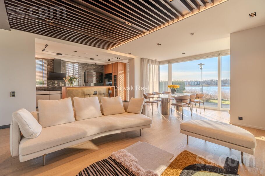 Laipu iela 2, Jūrmala — maja