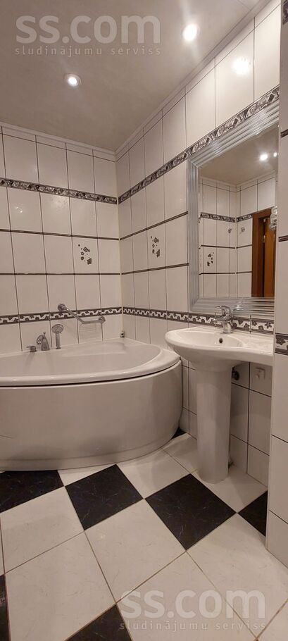 Saharova 15, Rīga — dzivoklis