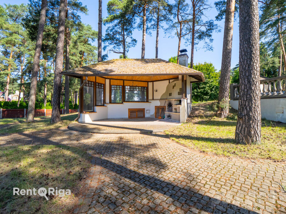 Sudrabu Edžus 1, Rīga — maja