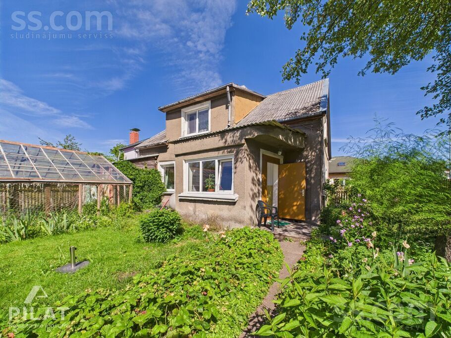 Egļu iela 30, Liepāja un raj., Liepāja — maja