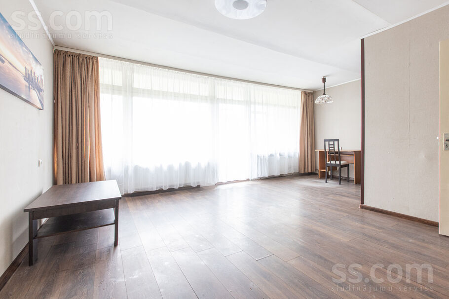 Albatrosu 20, Rīga — dzivoklis