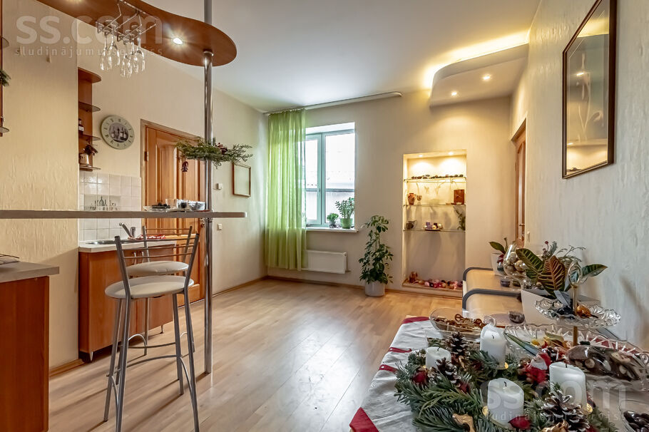 Tēriņu 74, Rīga — maja