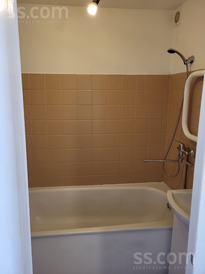 Finiera 9, Rīga — dzivoklis