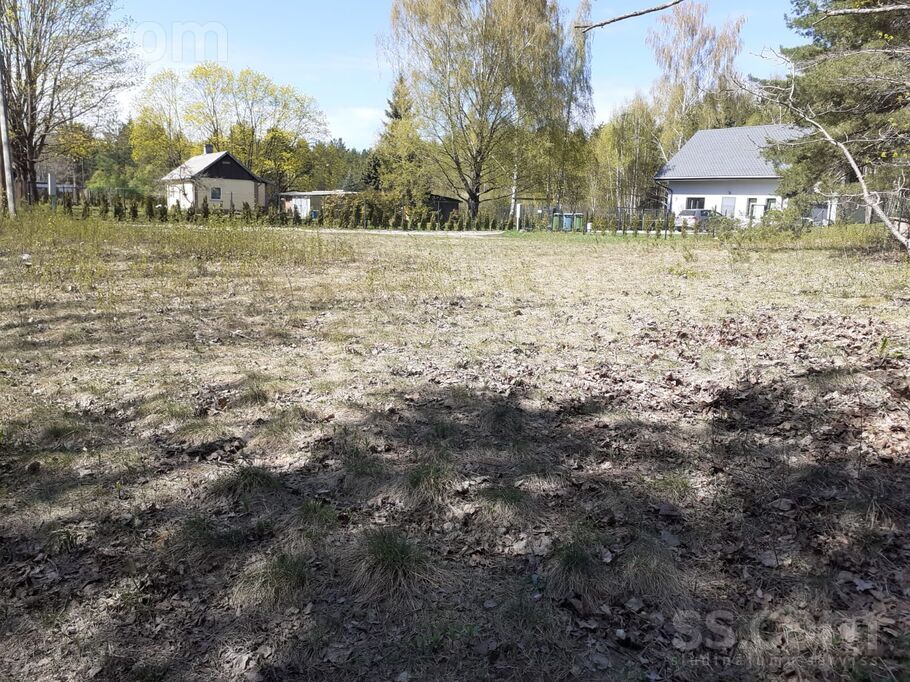 Ziepniekkalna, Rīga — zeme