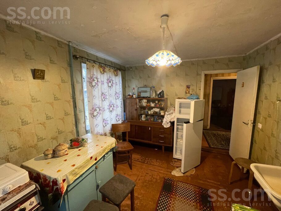 Bumbieru iela 6, Lauderi, Ludza un raj., Lauderu pag. — maja