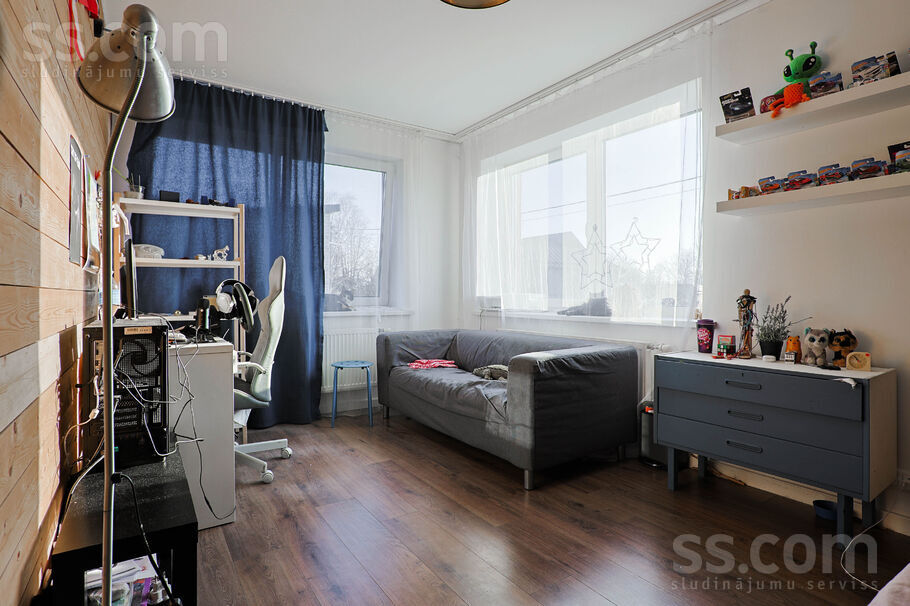 Pūpolu iela 7, Rīgas rajons, Sigulda — maja