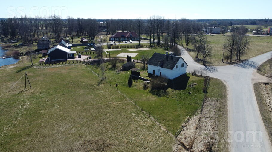 Ezermalas, Jūdaži, Rīgas rajons, Siguldas pag. — maja