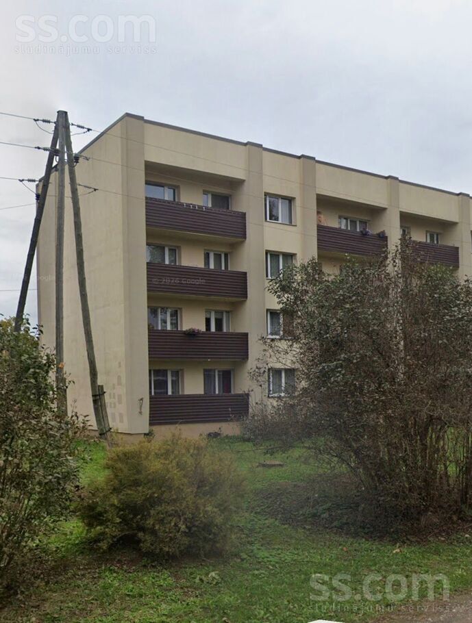 Kosmonautu 15, Madona un raj., Varakļāni — dzivoklis