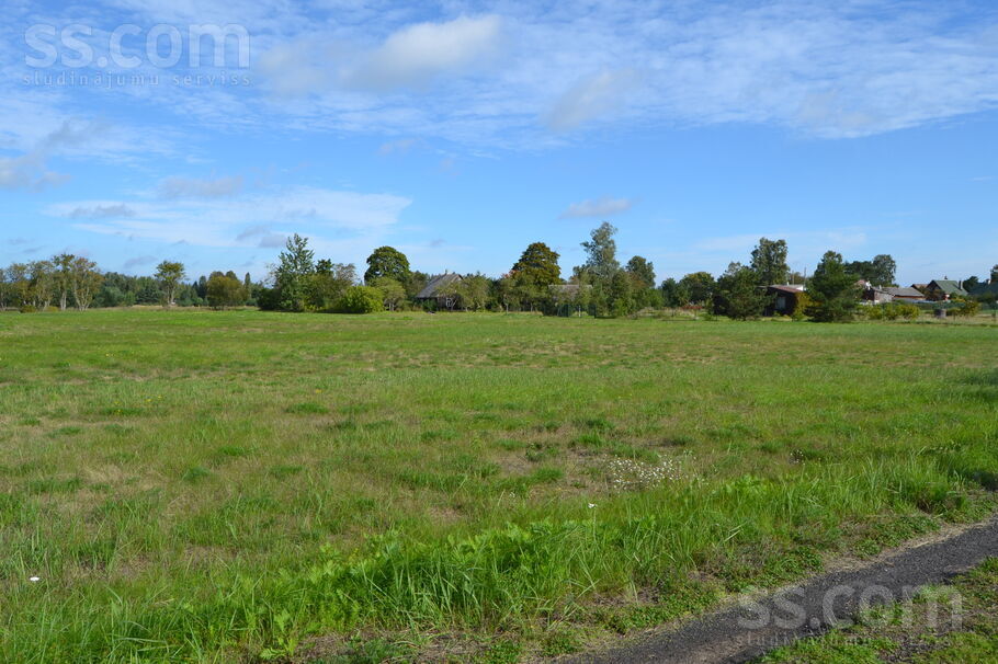 Vēju 20, Mērsrags, Talsi un raj., Mērsraga pag. — zeme