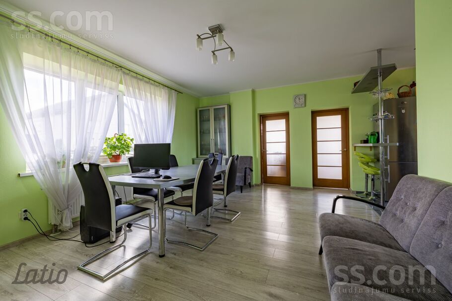 Ganību 6, Jēkabpils un raj., Jēkabpils — maja