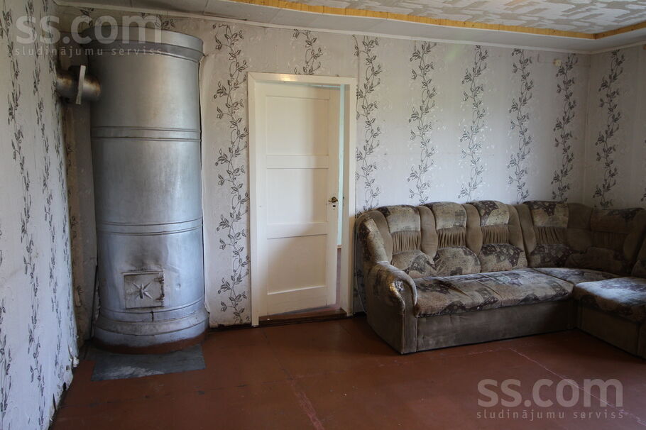 Rīgas 282, Preiļi un raj., Līvāni — dzivoklis