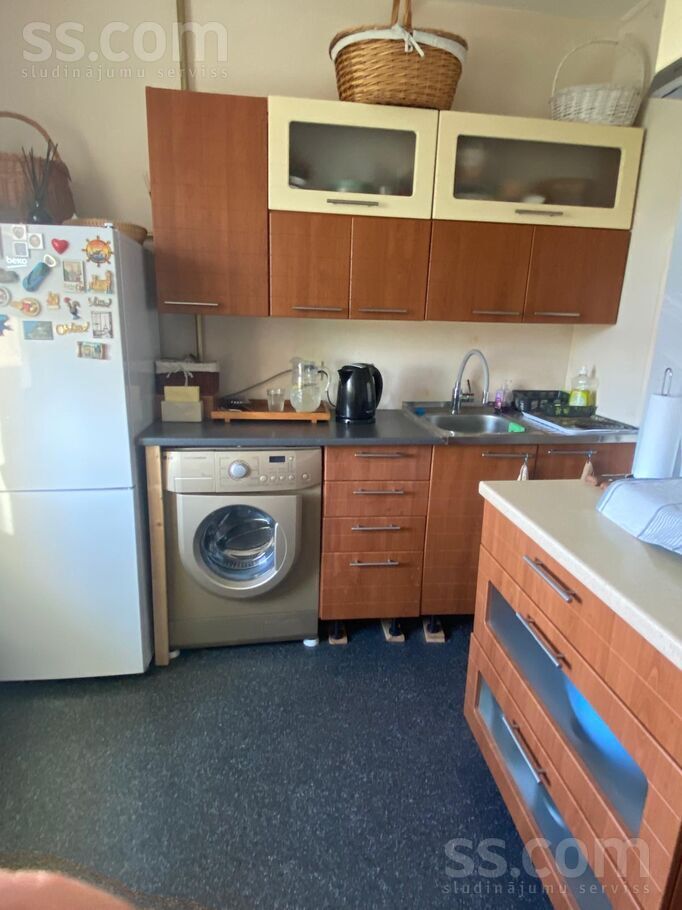 J. Poruka iela 13, Ventspils un raj., Ventspils — dzivoklis