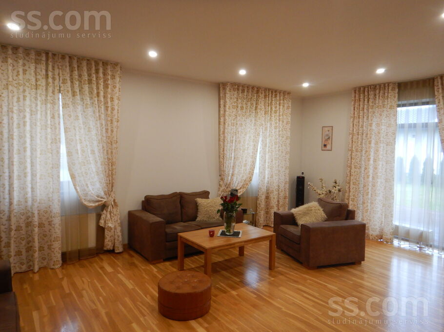 Lūku iela 3, Mārupe, Rīgas rajons, Mārupes pag. — maja